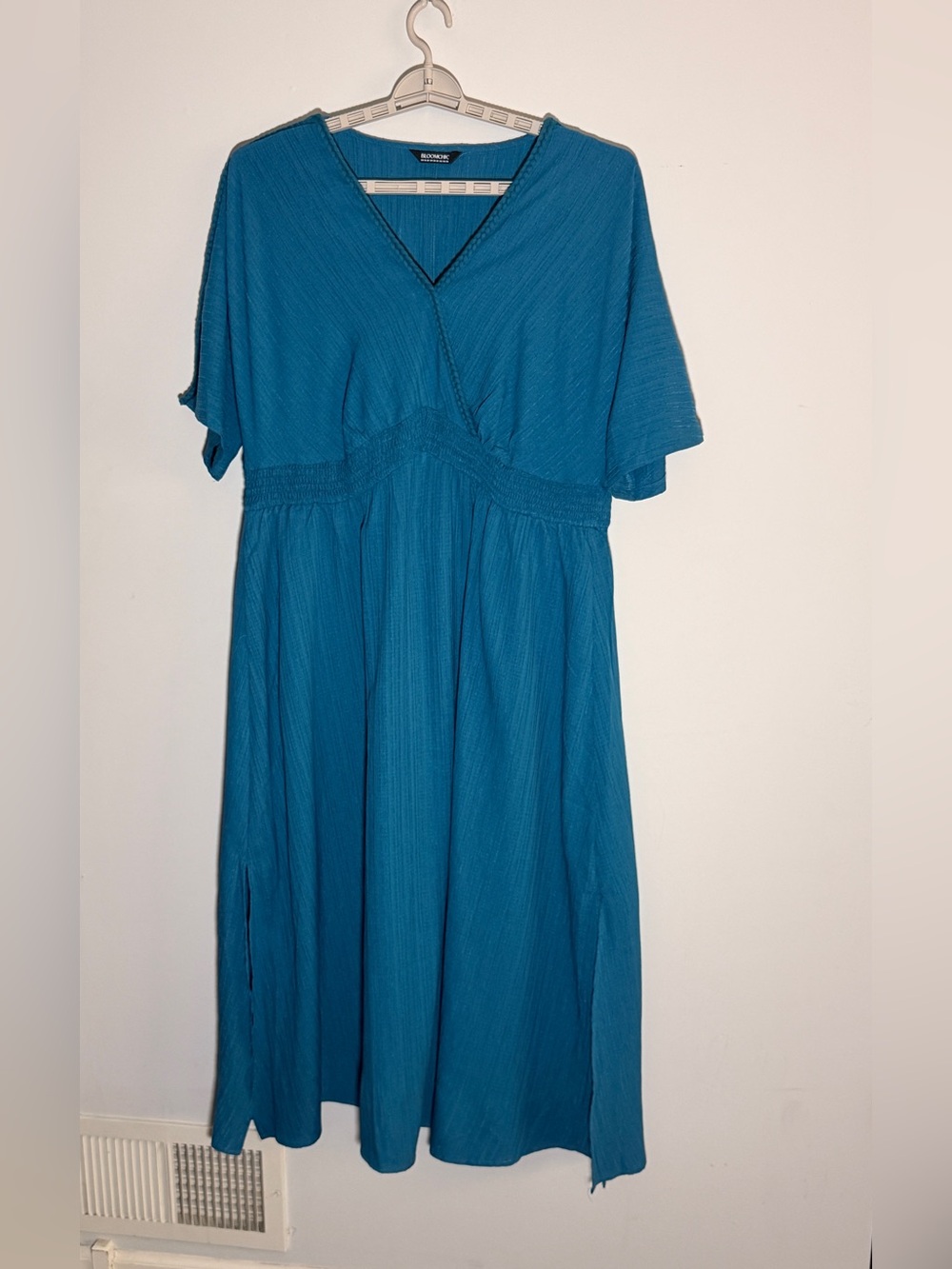 BloomChic Teal V-Neck Midi Dress